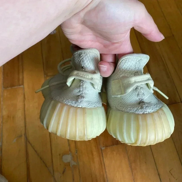 Authentic yeezy boost v2 - Picture 5 of 16